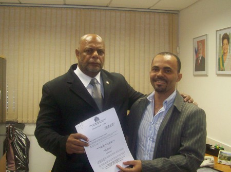 Wavá Vieira, Liderança dos profissionais da saúde do Estado, visita o deputado Deraldo Damasceno